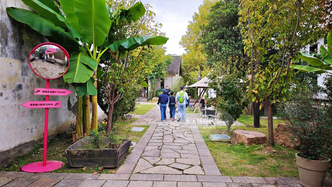 来南浔，看多了小桥流水的古镇景致，没想到在外滩5号粮仓店，撞见了另一段安静的岁月