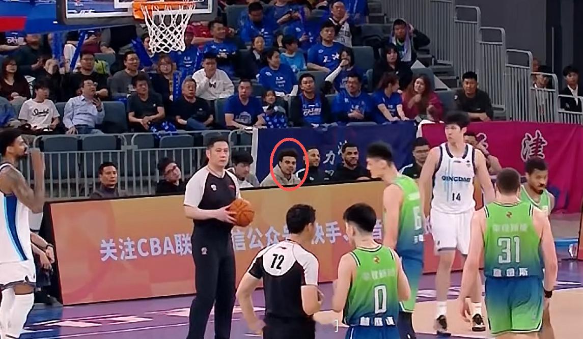 青岛男篮客场106：97赢下天津男篮，至少保证了季后赛首轮的主场优势。目前常规赛