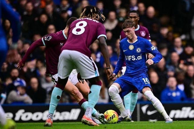 今日继续朝着好的方向出发！作品：切尔西vs纽卡斯尔    切尔西坐镇主场，纽卡斯