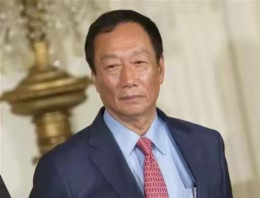   “郭台铭的命运只能是韩信与孙悟空，能力很足，但政治底子薄，个性有严重缺陷，就