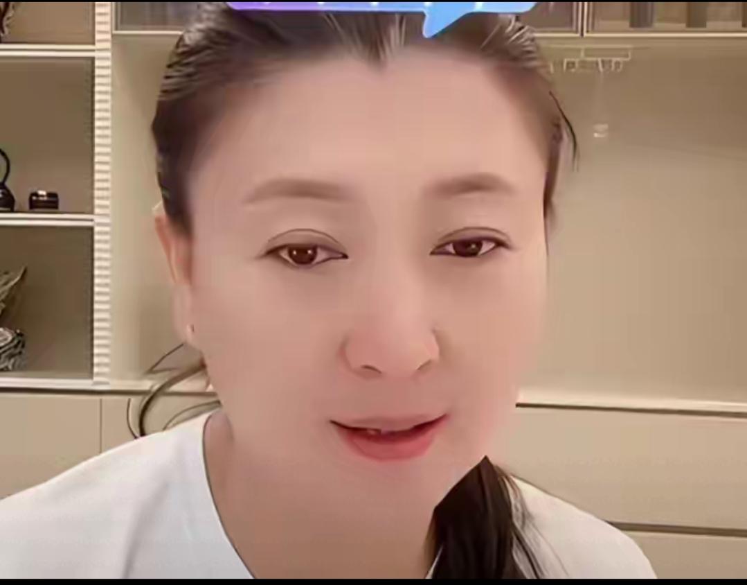 闫学晶哭穷风波大反转！儿子忍不住说出真相，有一点让那英说对了
娱乐 明星 闫学晶