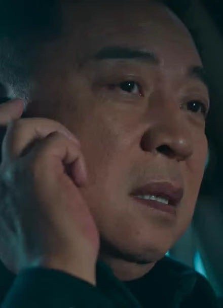 讲述了警察秦枫与犯罪分子斗智斗勇的故事。剧本选取汉洲发展背景下的恶性案件，描绘警