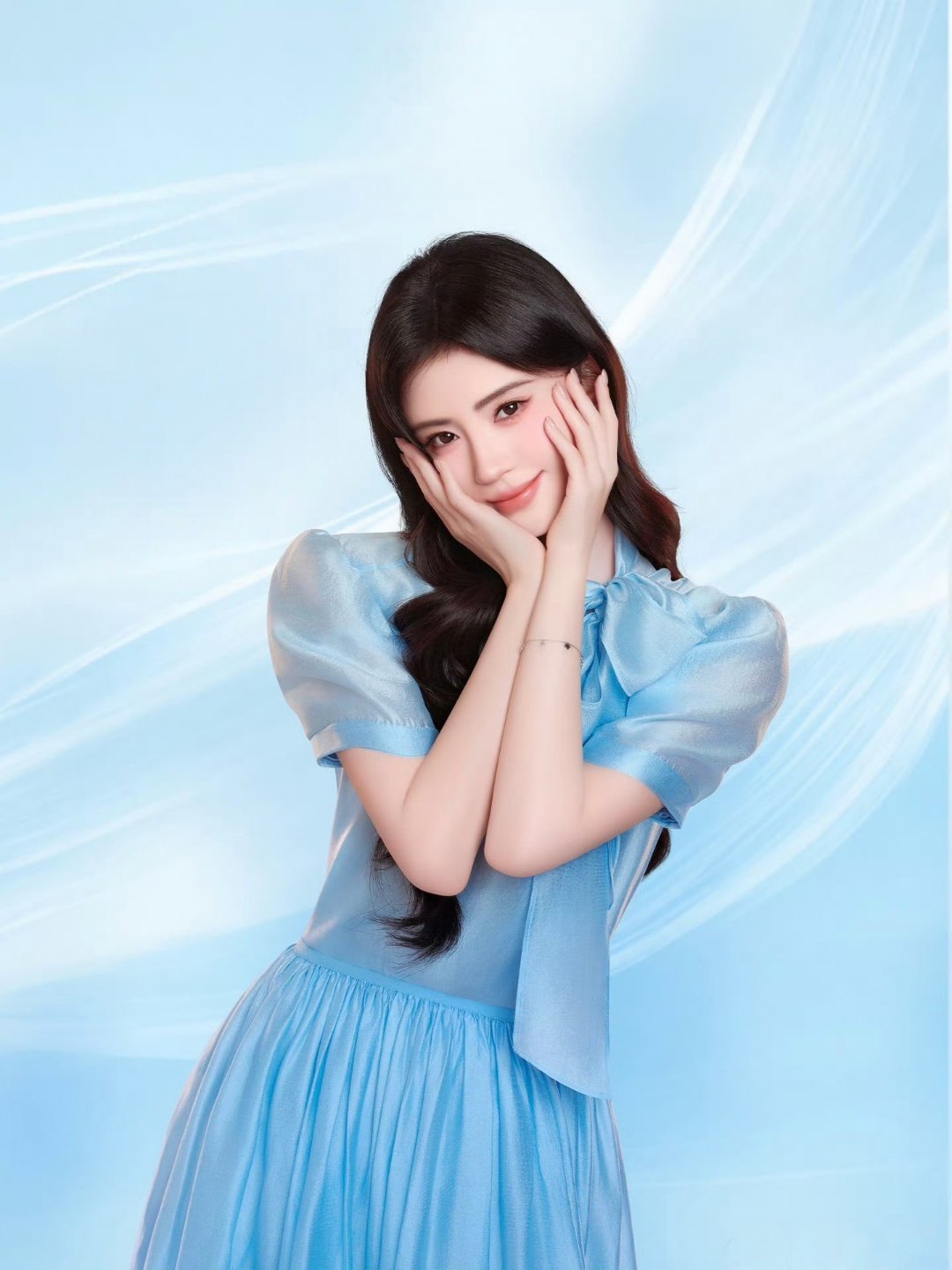 jjy鞠婧祎阿黛jjy鞠婧祎来战凤玉露，一相逢，便胜却人家无数。