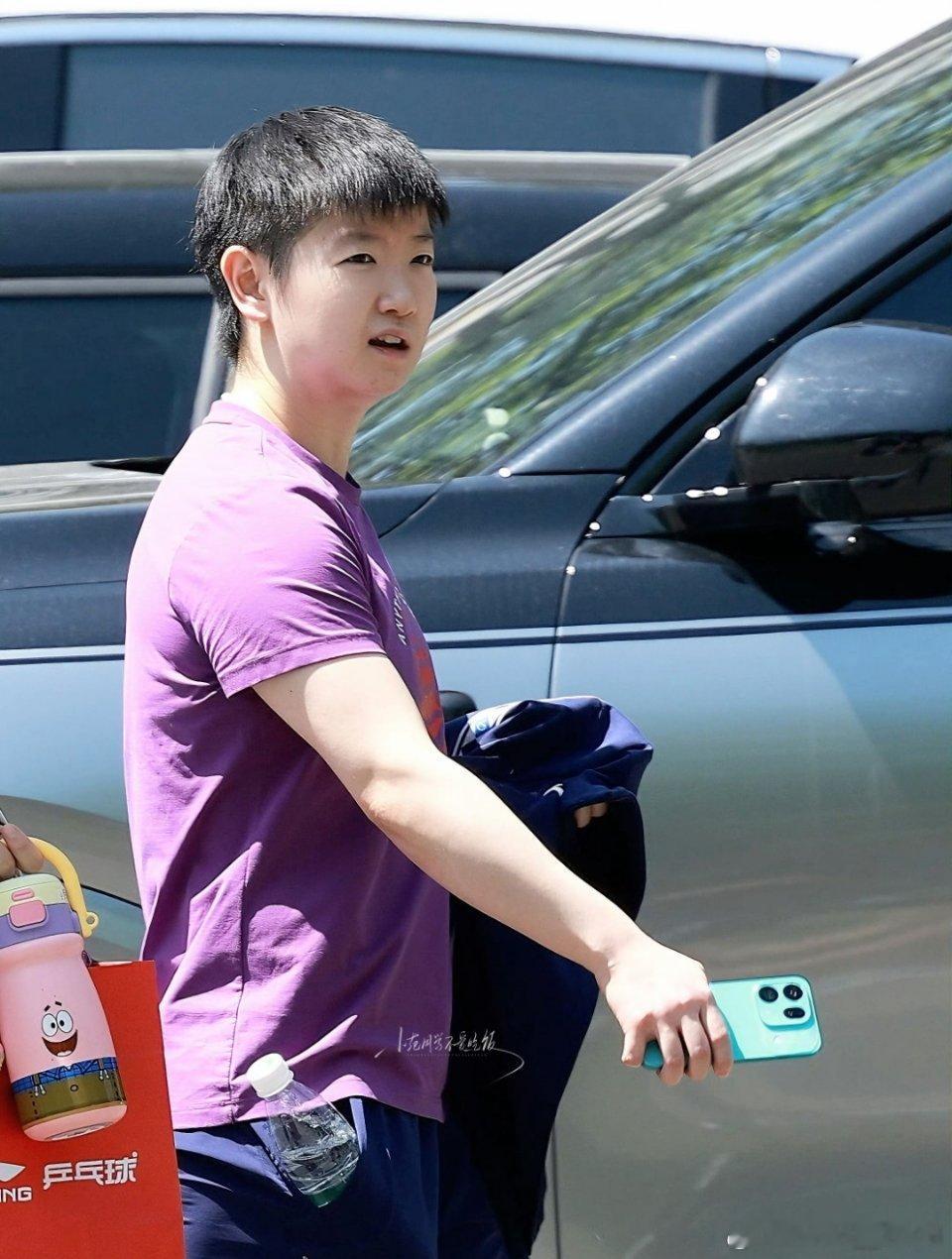 OPPO Find X9s Pro真机已经曝光了大家觉得好看吗？ 