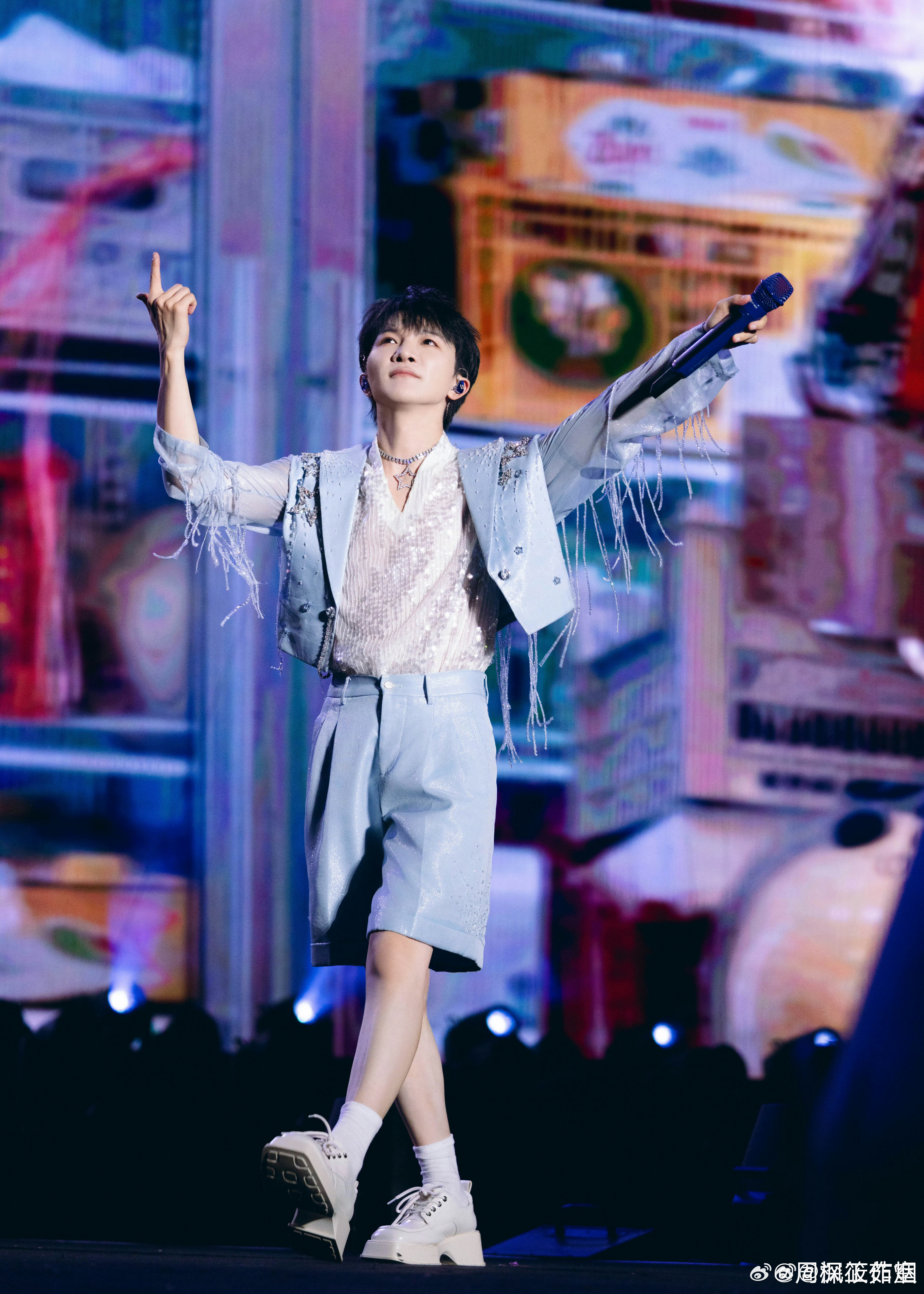 周深  周深电影四渡主题曲 周深2026深深的巡回演唱会﻿ ﻿ 6.9这世间过于