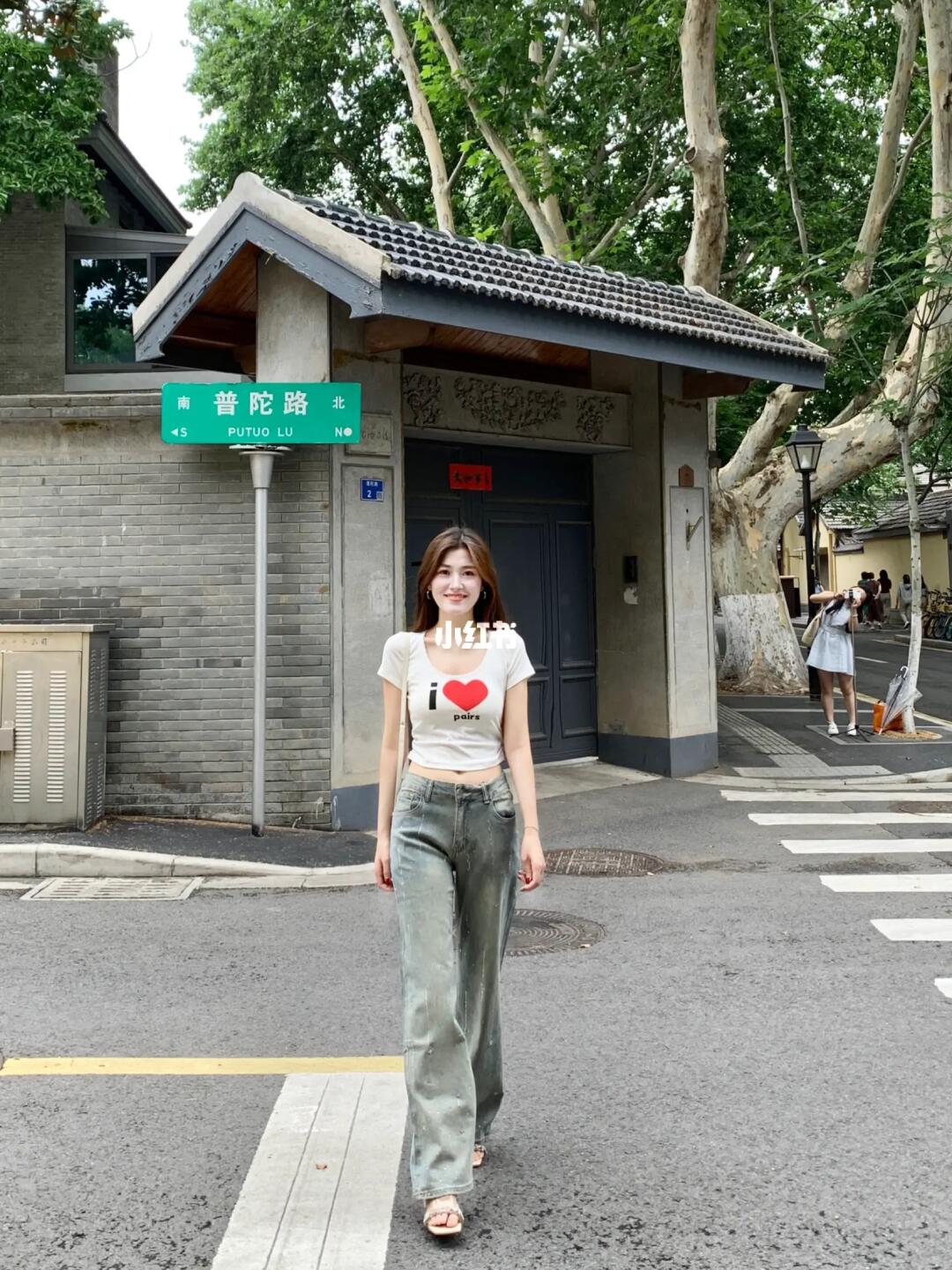 摆烂买了简简单单的辣妹套组……