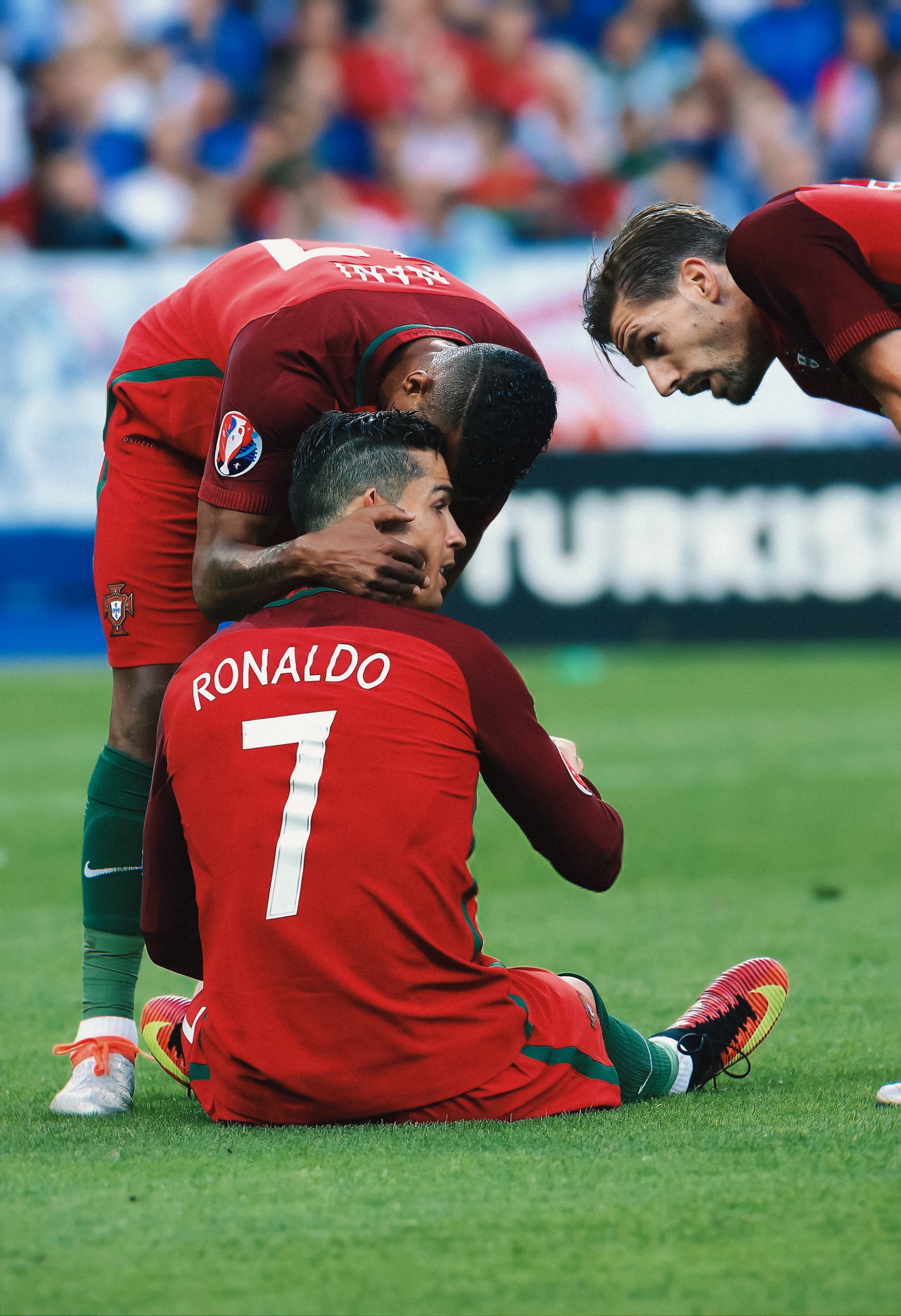 纳尼退役  📸 祝未来一切顺利𝓒𝓻𝓲𝓼𝓽𝓲𝓪𝓷𝓸𝓡𝓸𝓷