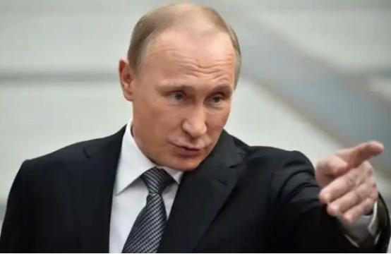 北约一旦踏入俄罗斯本土，中国就必须出兵？很多人还陷在这种兄弟义气的幻想里，错了！