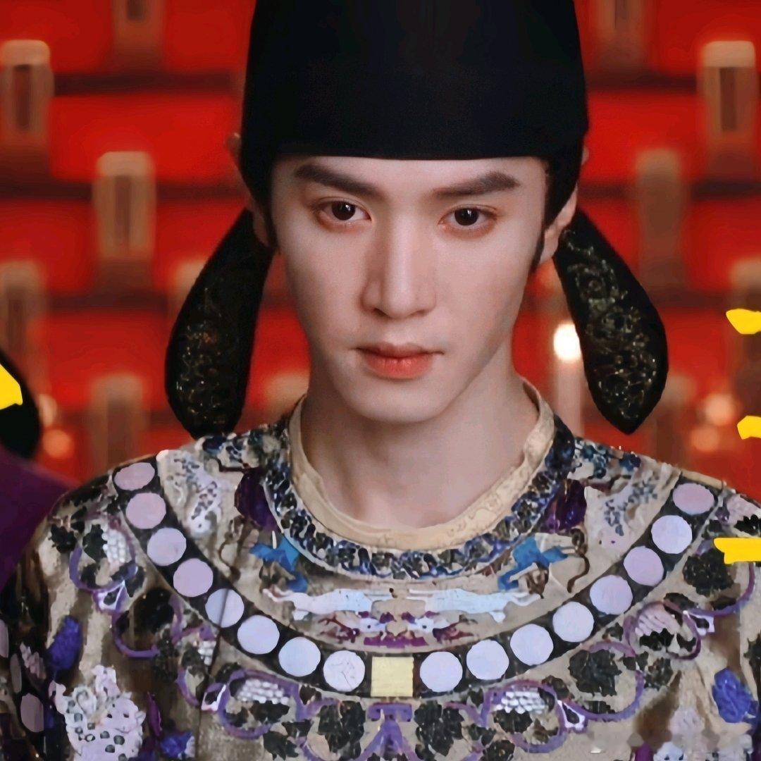 陈哲远快给吴谨言夸哭了御廷谣谁能不被直播这段互动打动，陈哲远大方认可吴谨言的表演