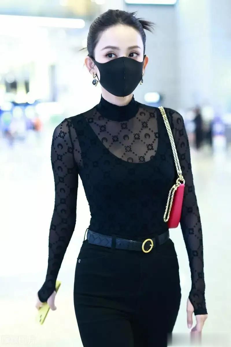 古力娜扎，引发热议
7月10日，古力娜扎突然引发了热议，这一次，不是因为剧中的演