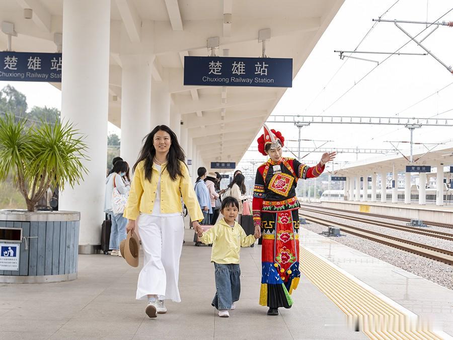 6月随着大理车务段的新成立！❗️广通车务段会取消，并成立楚雄车务段吗？❓

截至