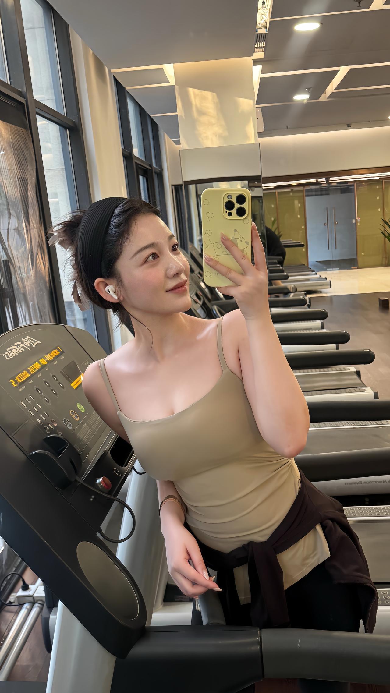 跨年快乐呀～你们都是怎么过？2026你好出色 毫无训练痕迹 白羊座 对镜拍