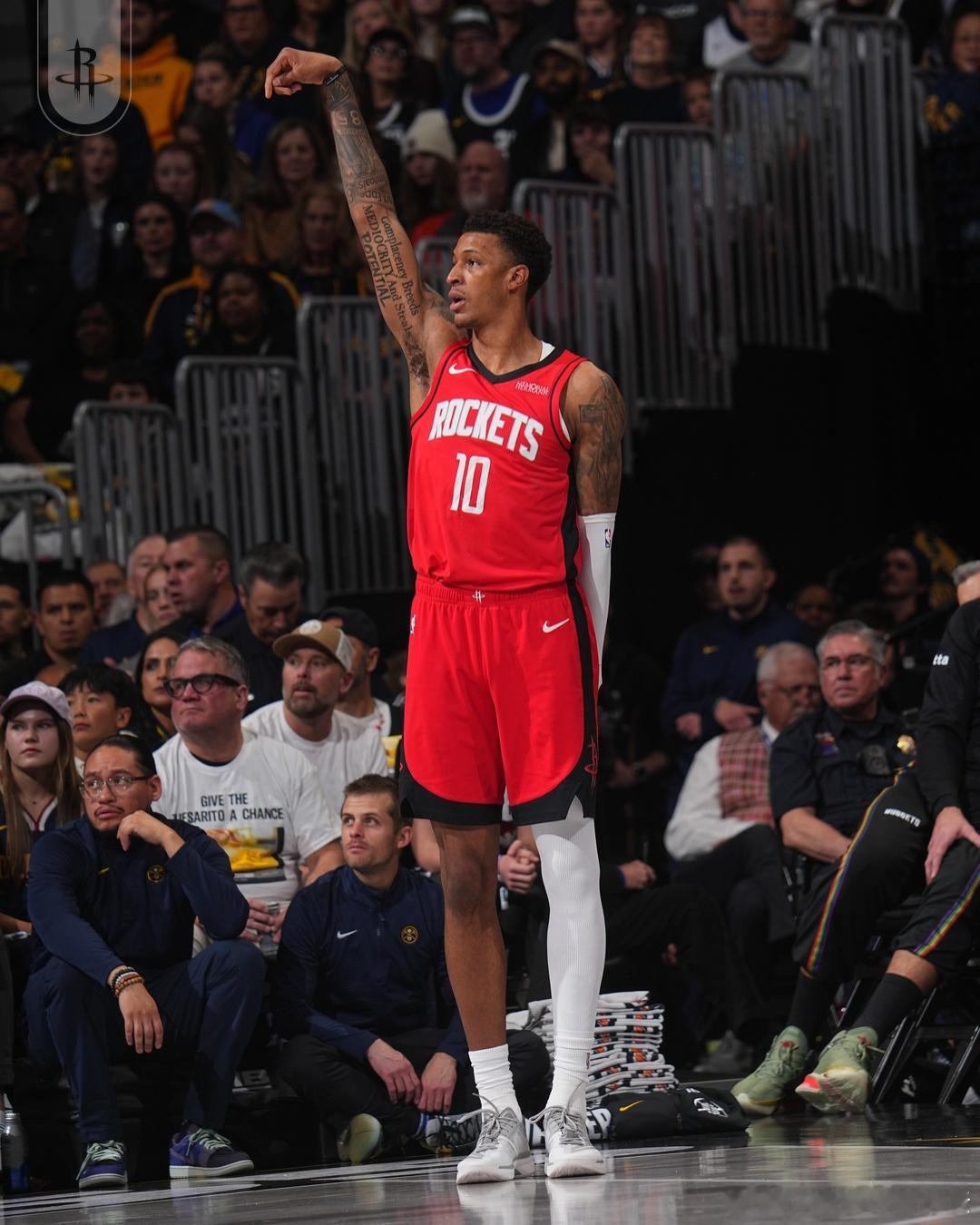 半场结束火箭53-45掘金KD16分2篮板2助攻，科技9分，阿门8分3助攻，申京