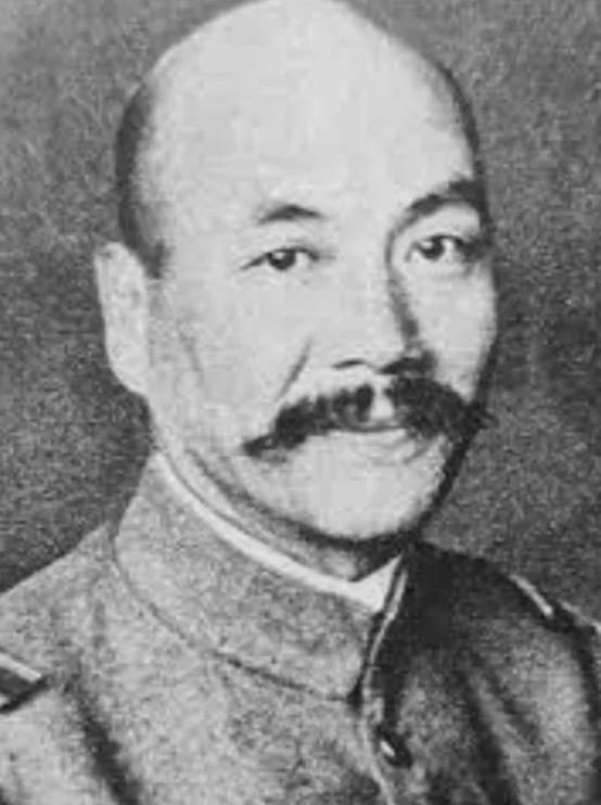 一炮轰下日军大将，这事儿听着像神剧，却是1942年12月18日大别山上真真切切发
