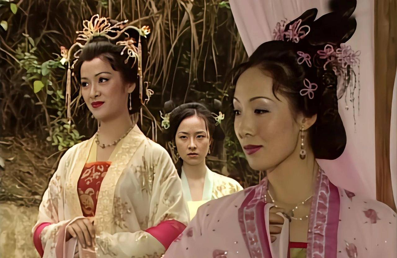 一天深夜，唐玄宗想念梅妃，就派人把梅妃偷偷接来，度过了一个良宵。次日一早，两人还