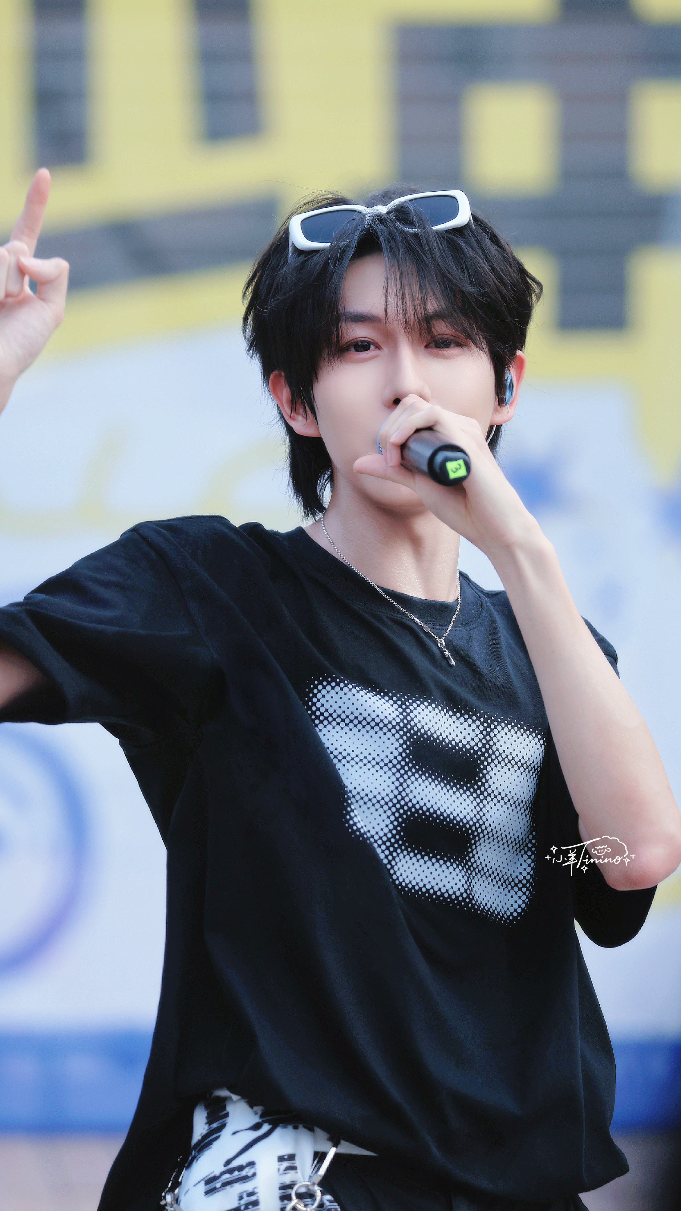 白元昊  🐰 兔系主唱白元昊 𝟐𝟎𝟐𝟔𝟎𝟔𝟐𝟖 夏日特别路演☀