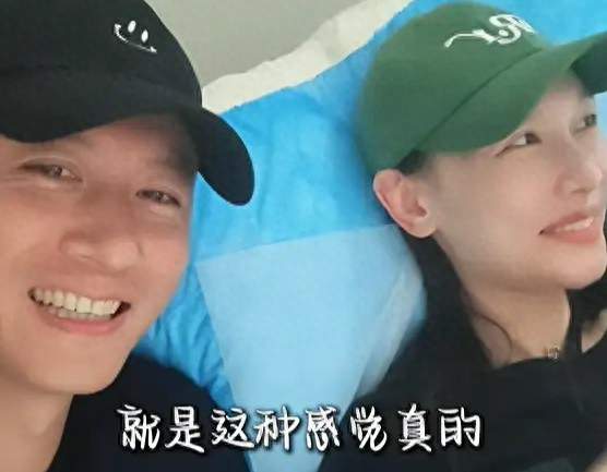任重陪孙骁骁二胎产检，对妻子称呼特别，晒四维B超照大眼尖下巴