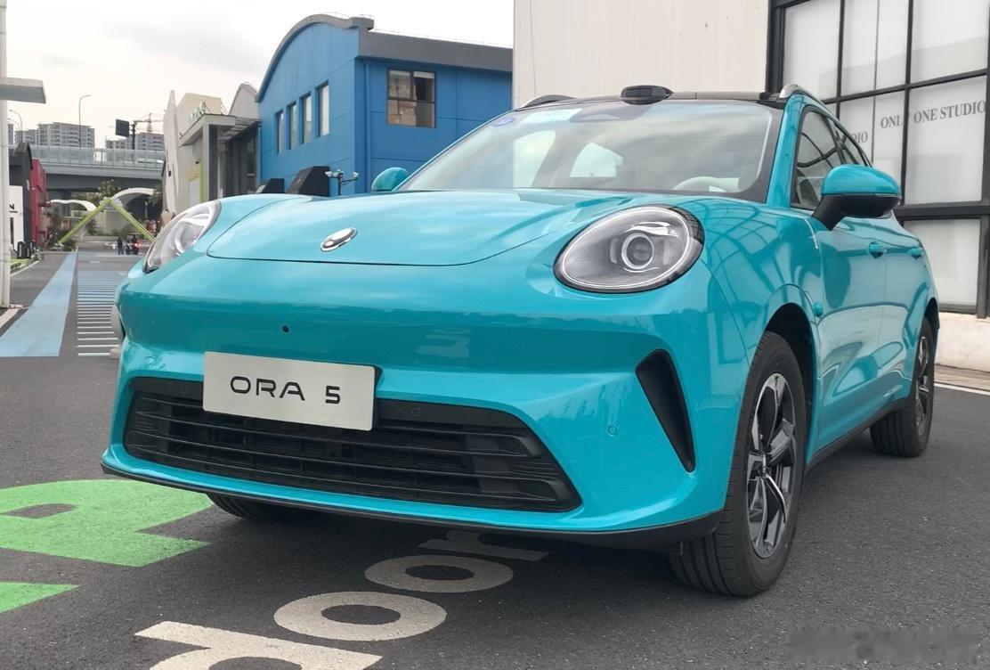 家人们谁懂啊！现在选车再也不用委屈自己了，颜值、黑科技、实用性我全都要！这几款新