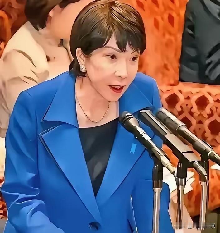 日本刚刚召开紧急会议

日本最近的举动看得让人心里警惕，国内执政党特意召集人员紧