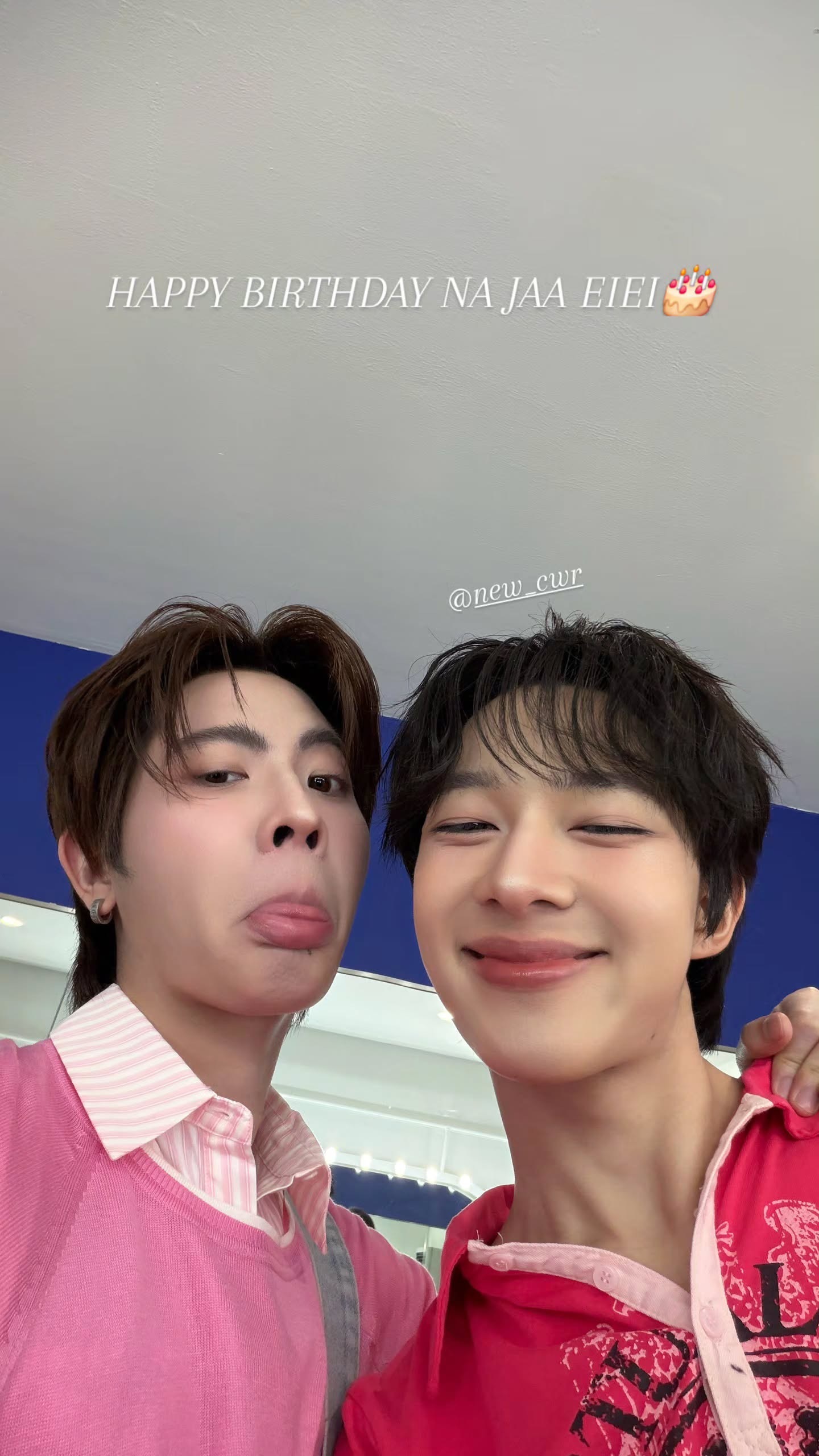 IGs：firstone.wnk 