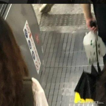 #每日一善[超话]#生活不是为了赶路，而是为了感受路，一切受意，百事从欢；时间的