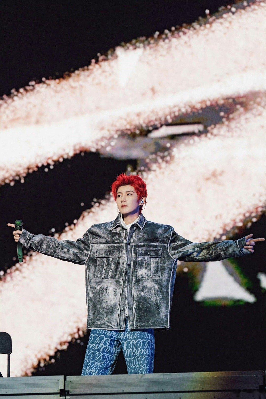 #王源# 24岁生日快乐呢 ​​​