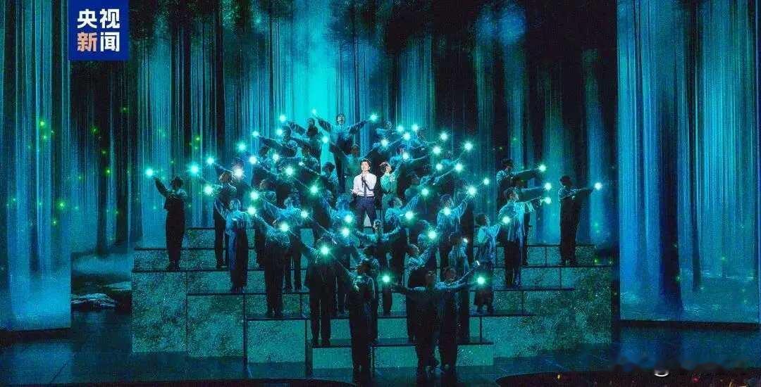 2026春晚五次彩排圆满完成，太期待了！
 
我真的太期待今年春晚了，五次彩排都