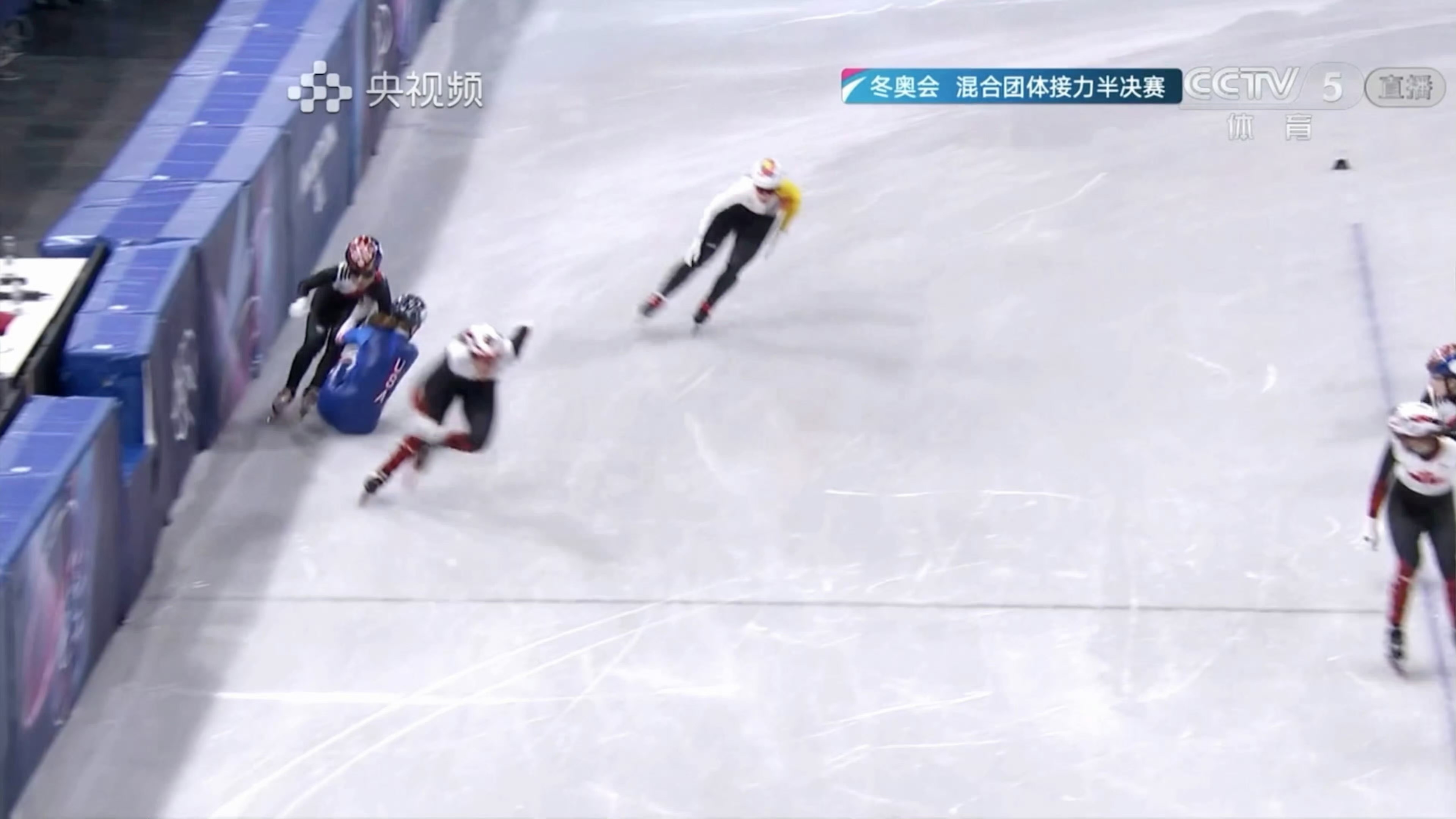 韩国队无缘短道混接决赛🇺🇸带走🇰🇷🇰🇷申诉失败！应该的！短道速滑混团