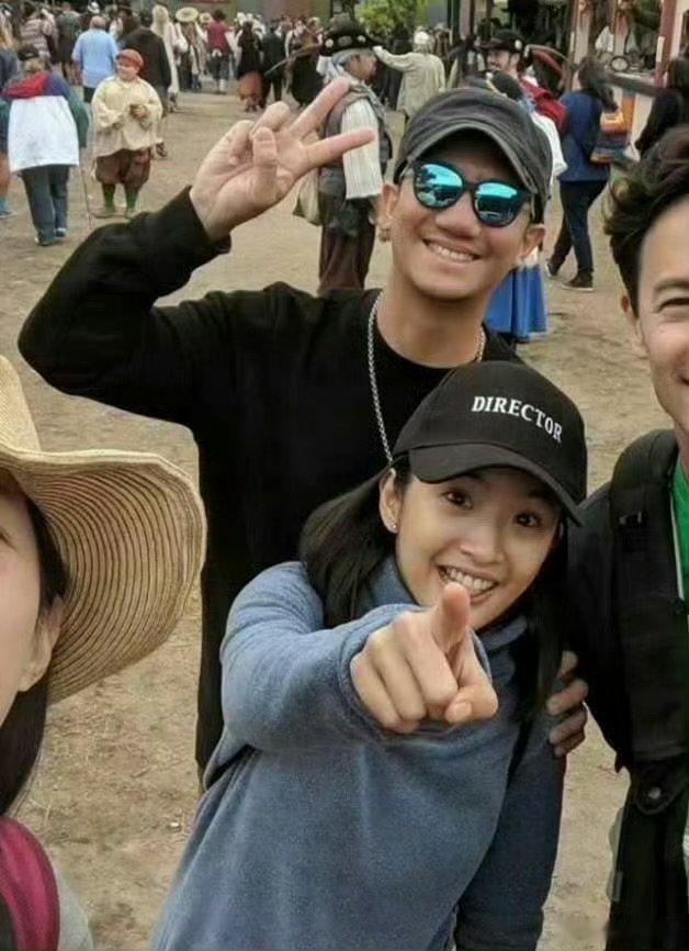 林依晨说起老公一脸甜蜜林依晨婚后十年和老公异地 数百张通话截图藏着思念，异地十年