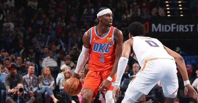北京时间12月11日，NBA杯淘汰赛再战一场。雷霆三节领先38分，比赛早早失去悬