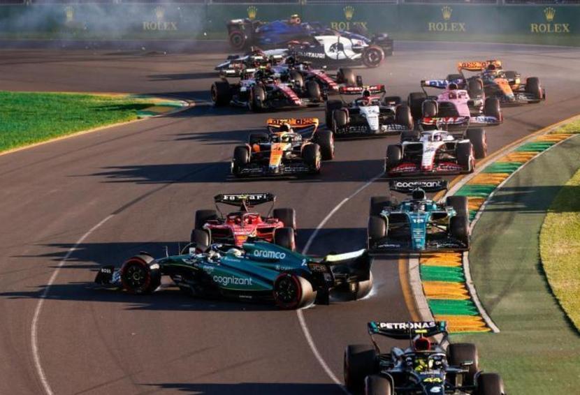 F1美国站车队社媒文案大战：谁的官方小编最会玩梗？
每逢大赛周末，各车队官方社媒