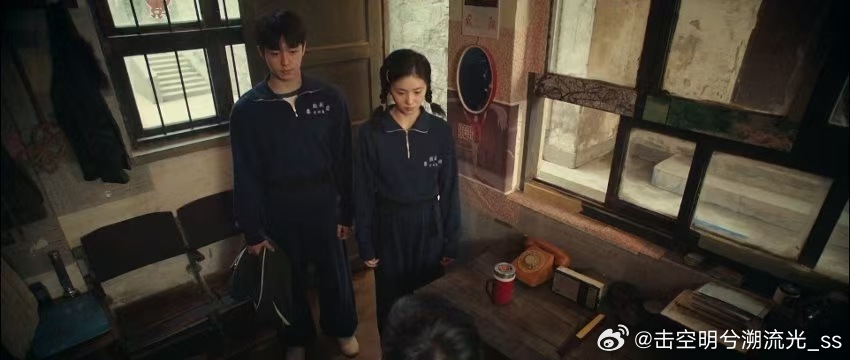 主角 天降赢了青梅竹马电视剧主角 明明一个眼神就懂彼此，却败给了时光里的犹豫。青
