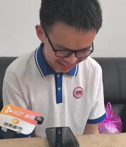 贺永辉526分被三所大学疯抢，高校抢人大战有多卷
一个叫贺永辉的考生，高考526