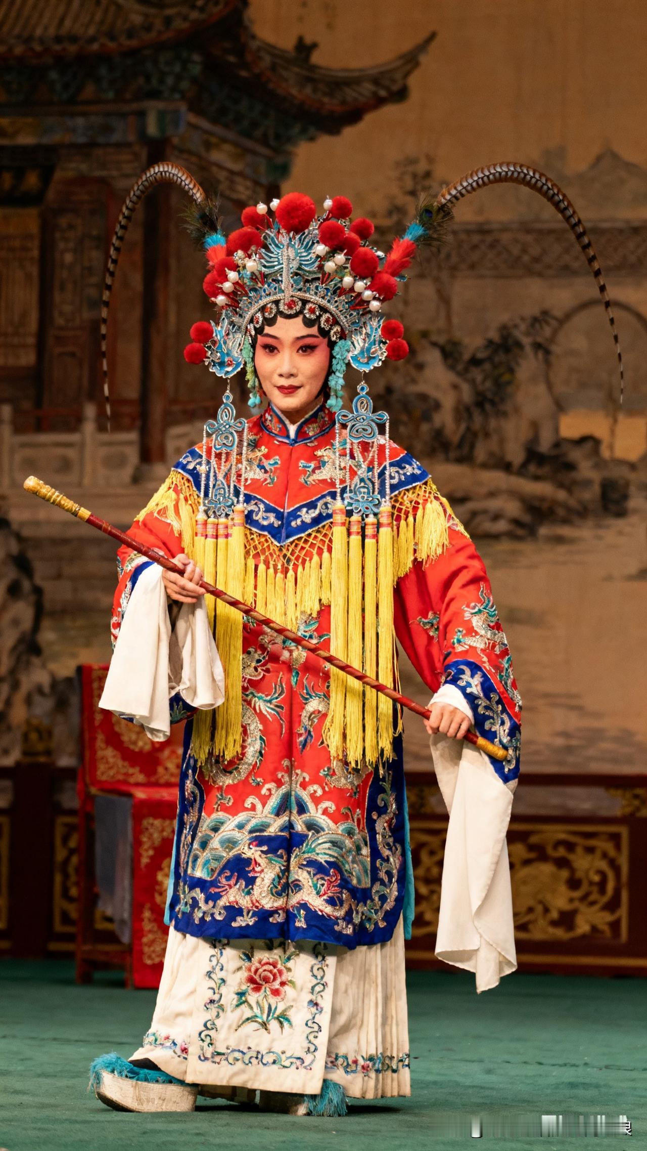 河南豫剧名角唱腔特点，一听就懂！
 
豫剧唱腔核心是高亢激昂、刚柔并济，不同流派