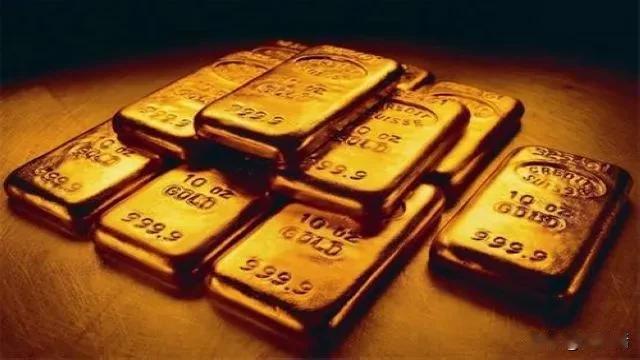 最近国际金价强势冲高，国内黄金零售市场的价格也“水涨船高”，每克逼近700元。这