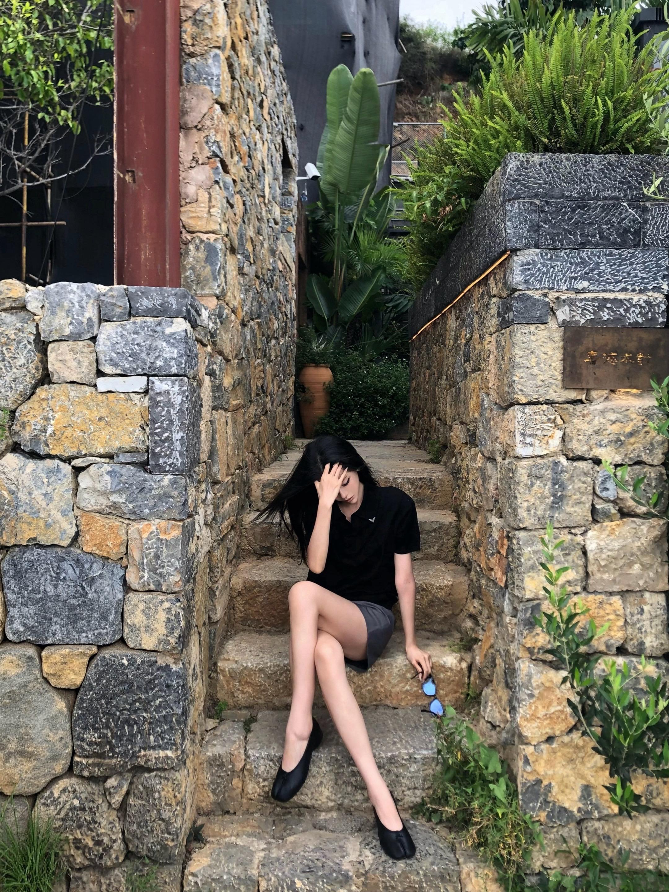 人的痛苦就像π，永无止境，但也不至于4