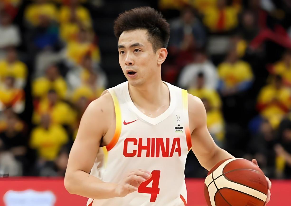 2战21投2中，赵继伟或告别男篮！
谁能想到，作为辽宁队的后场核心、中国男篮的常