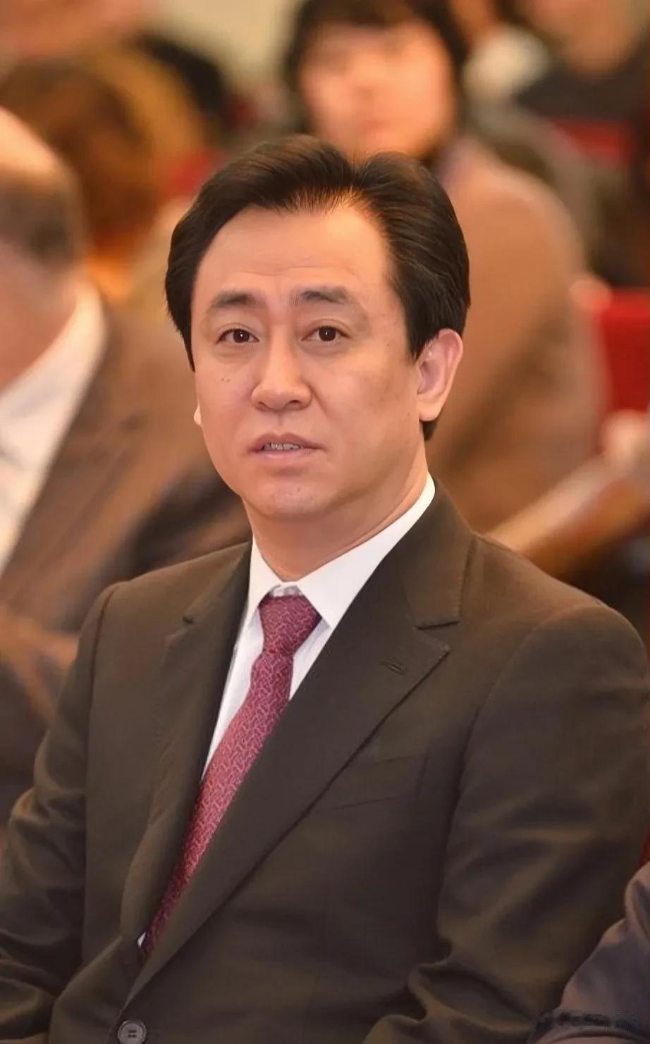 若不是英国“金融时报”报道，谁敢相信负债累累的许老板，竟然斥资16.7亿在伦敦盘