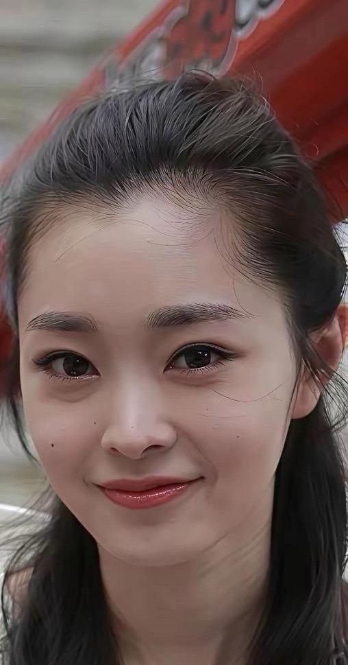 宋轶早期颜值太能打了！淡颜系长相自带清新质感，辨识度直接拉满，越看越惊艳的类型 
