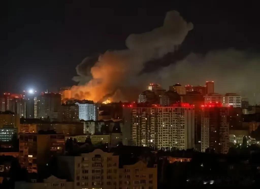 真狠！报复说来就来！

7月19日 凌晨，基辅响起密集爆炸。俄军一口气打出至少5
