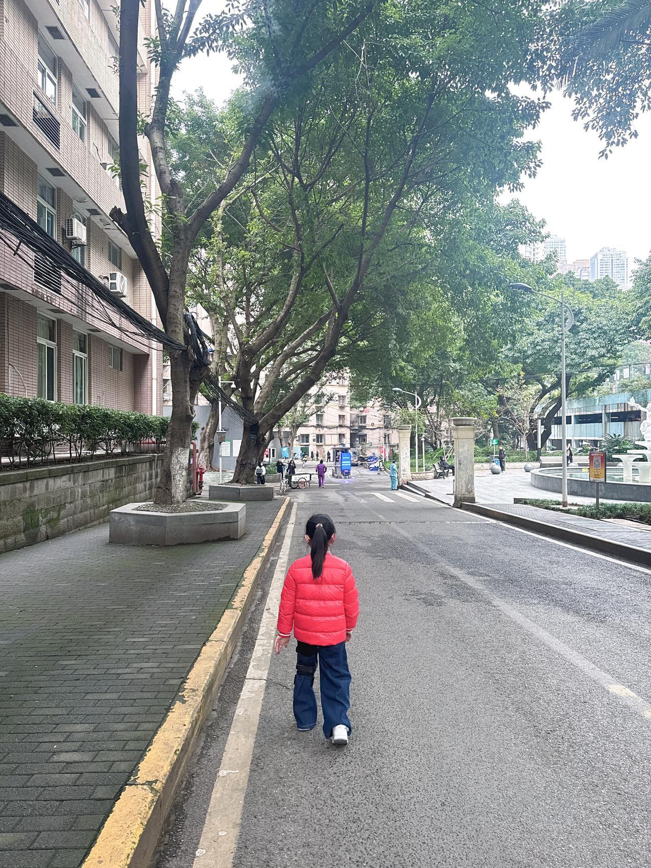 那个出生时只有只有3.3斤的宝贝一转眼长大了~