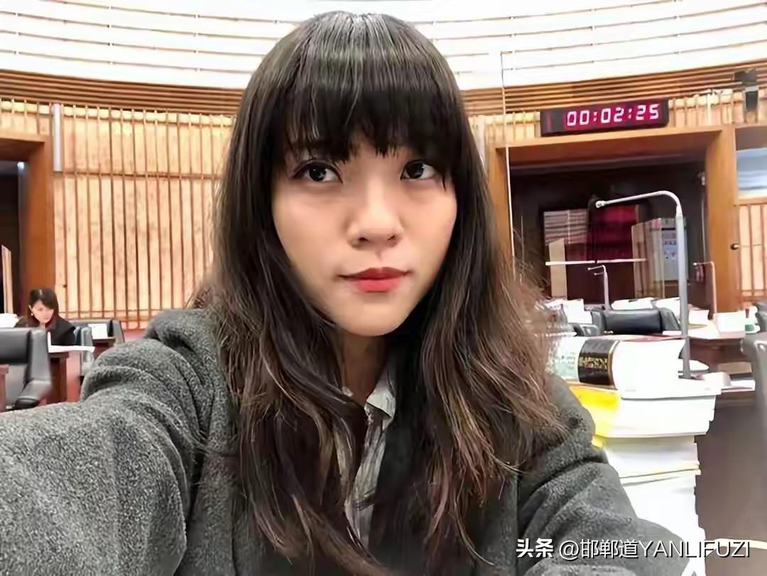 徐巧芯呛黄捷:不要再瞎讲“核废料放你家”。
日前，赖清德说核二、核三具备重启运转