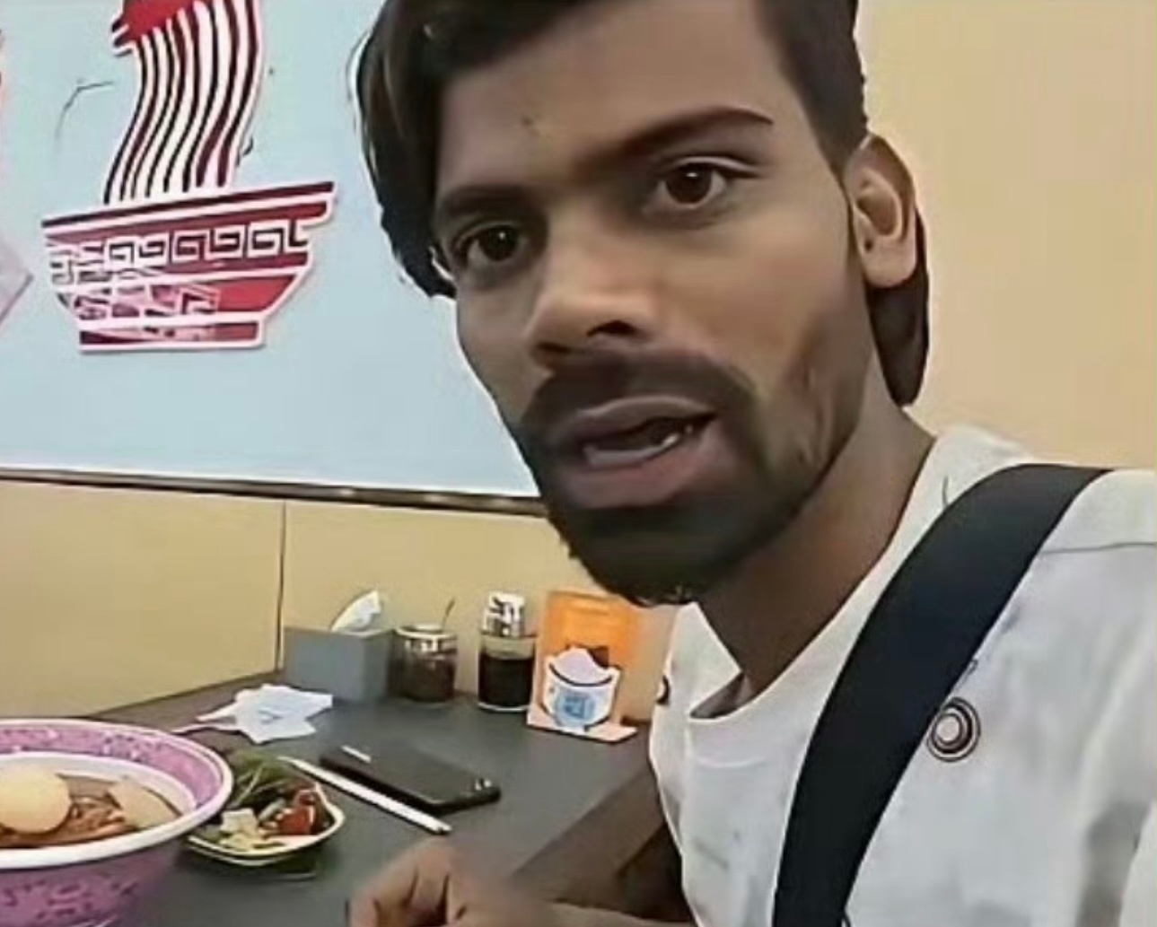 印度博主穷游中国大家都记住这个印度人遇到他千万不要给他提供任何帮助在中国蹭吃蹭车