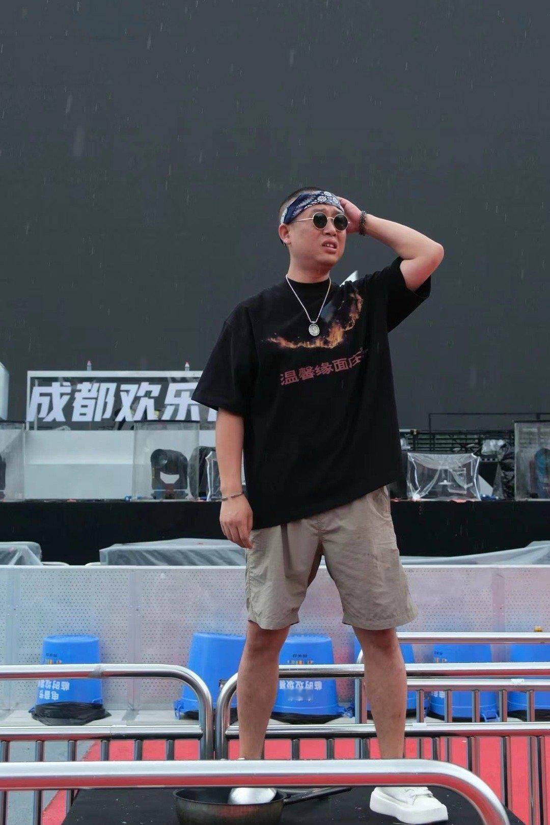 #成都gai浇饭演我精神状态#成都gai浇饭，不是GAI却胜似GAI！粉丝完美复