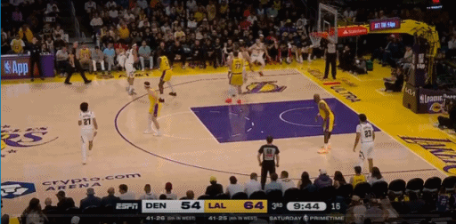 掘金依旧打第二高点戈登，斯玛特关键回合制造进攻犯规！ 