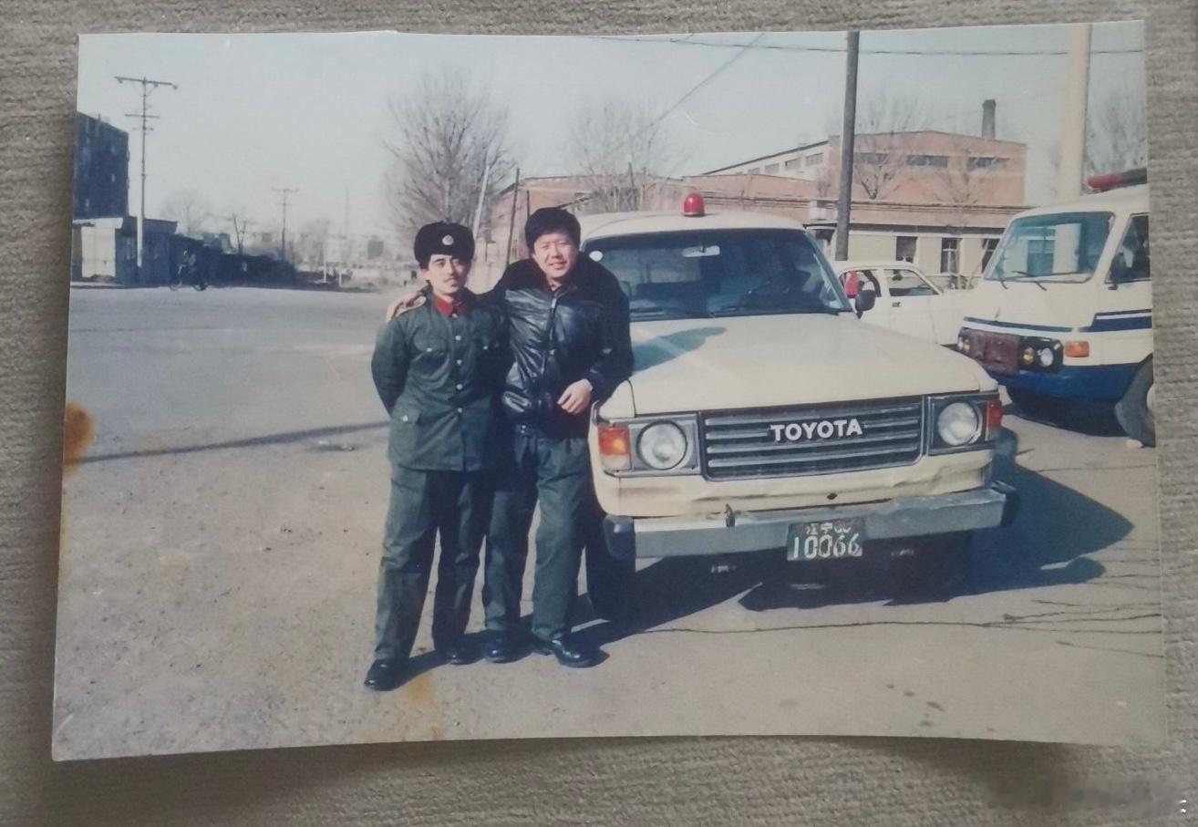 越野车[超话]  LC60陆地巡洋舰 ​​​