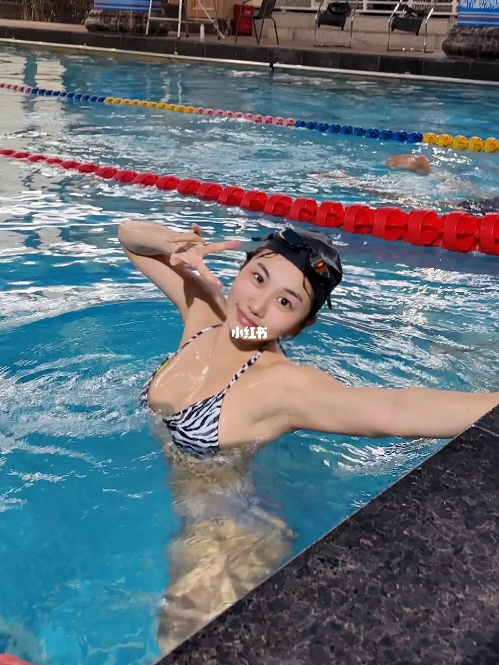 上次游泳还是在上次🏊