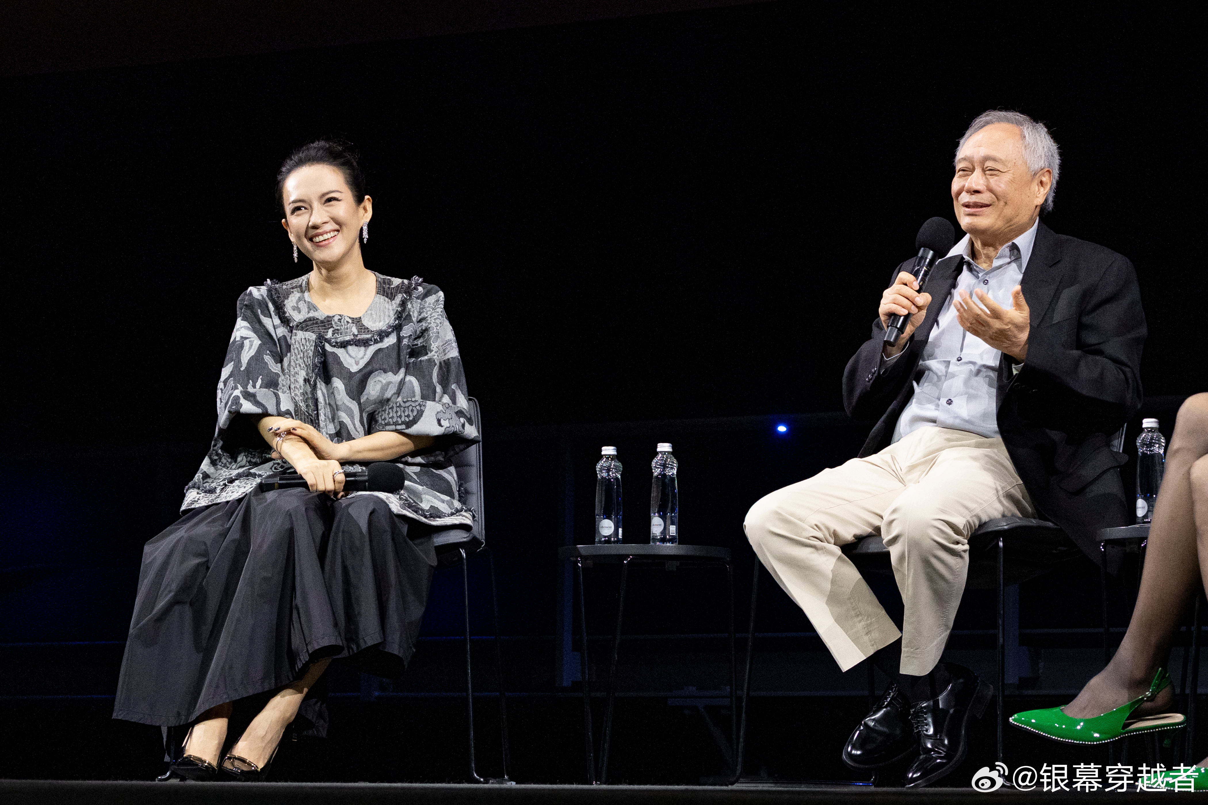 网传章子怡或出演李安最新电影 3月11日，据好莱坞传来的消息，李安导演的新片《老