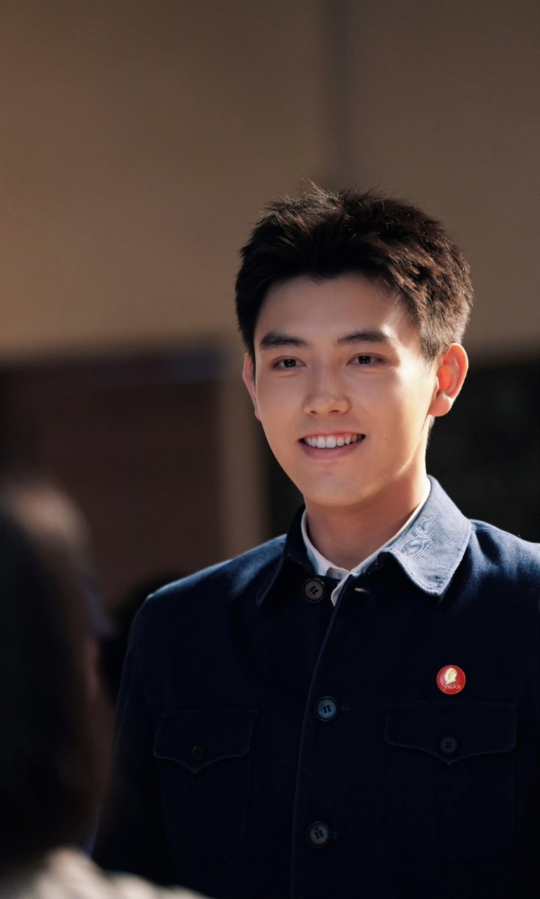 陈飞宇发电台告别方穆扬收官不意味着忘记，而是把一段美好的记忆打包收藏。谢谢阿瑟，