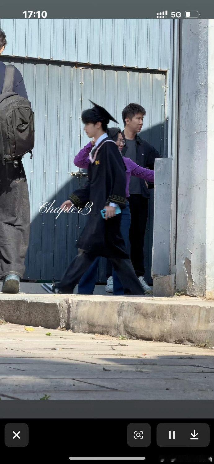 时代少年团偷偷藏不住时代少年团超不经意露出 时代少年团超不经意露出，合格的代言人